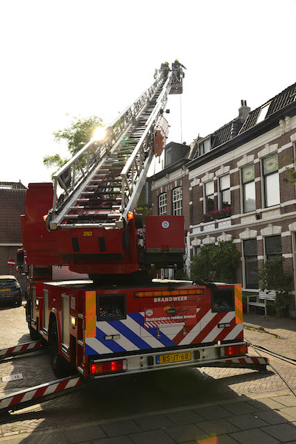 2018/138/20180607-17u08 GB 001 Grote brand Kokstraat HLM.jpg